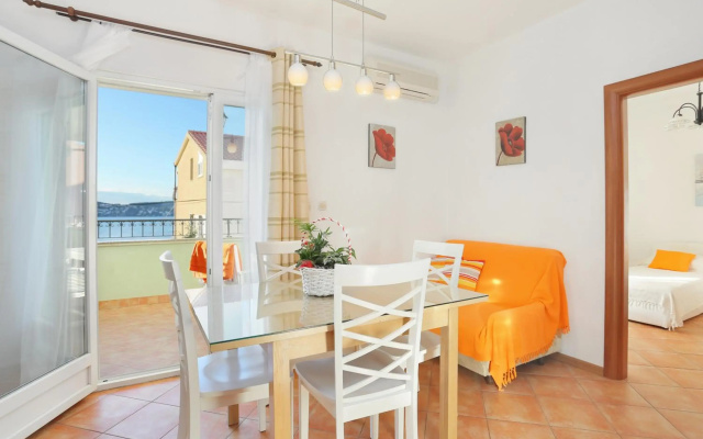 Apartments by the sea Seget Donji, Trogir - 18648