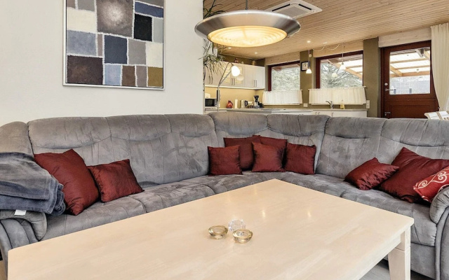 Relaxing Holiday Home in Lolland near Sea