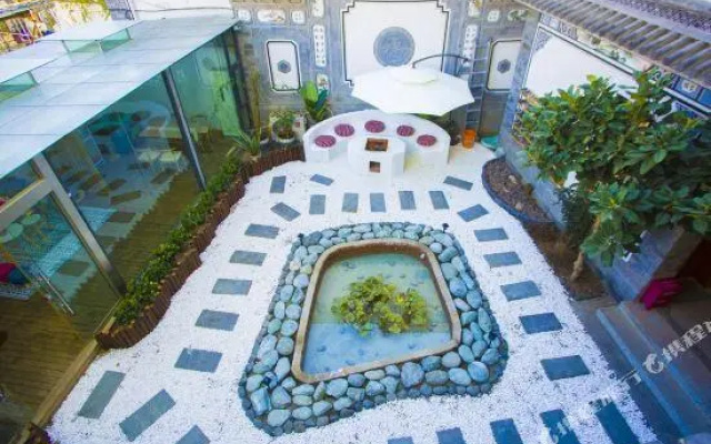 Bibo Leisurely Fairy Tale Theme Inn