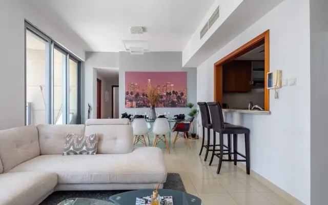 Splendid 2BR Apartment in Downtown Dubai!