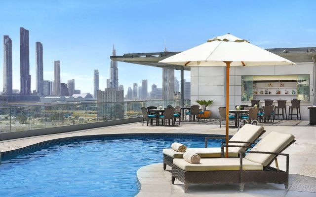 Отель The Ritz-Carlton, Dubai International Financial Centre