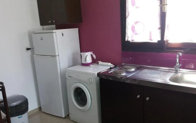 Manos Apartment