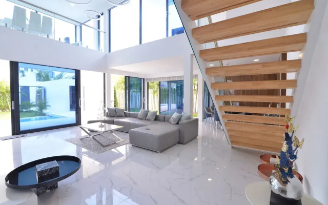 Private Pool Villa in Central  Pattaya - Palma3