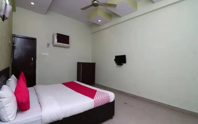 The Rohtak Hyatt by OYO Rooms