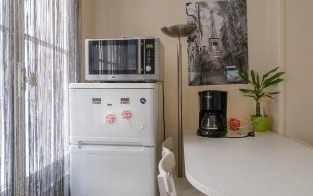 Отель Lovely 2BR - Tour Eiffel - Champs de Mars удобства в номере