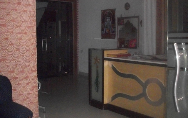 Hotel New Anand Niwas