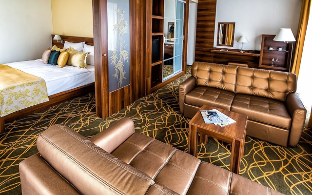 Hunguest Hotel Mirage Superior