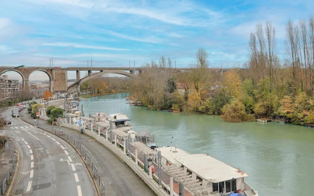 Comfortable Studio for 2 by the Marne