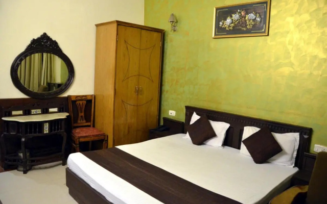 OYO Rooms Piccadily Chowk Sec 22 C Chandigarh