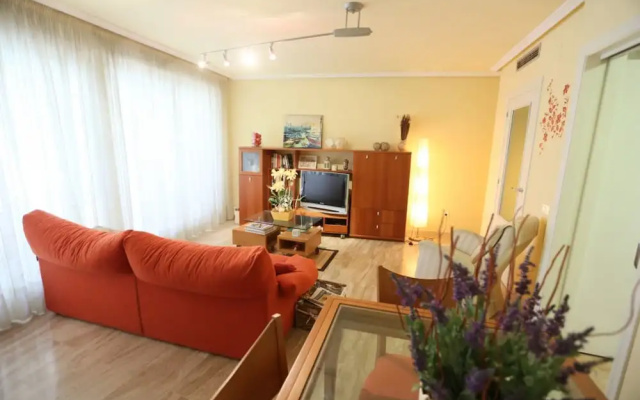 Apartamento Bonito Para 6 Personas en Cambrils