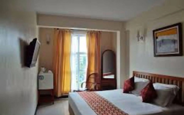Baani Hotel