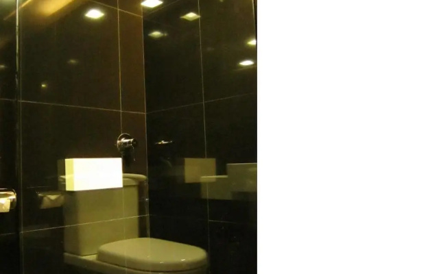 Grand Dormani Rajah Court Hotel