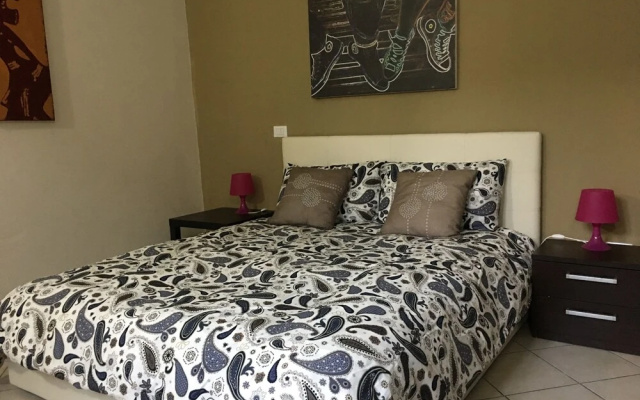 Pisa Suites Apartments