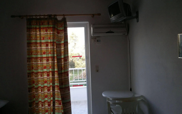 Fania Apartments