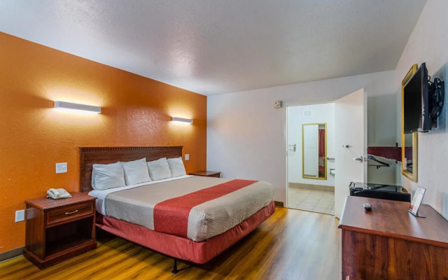 Motel 6 Troy