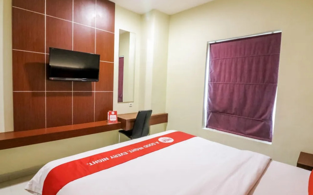 NIDA Rooms Racing Center Makassar