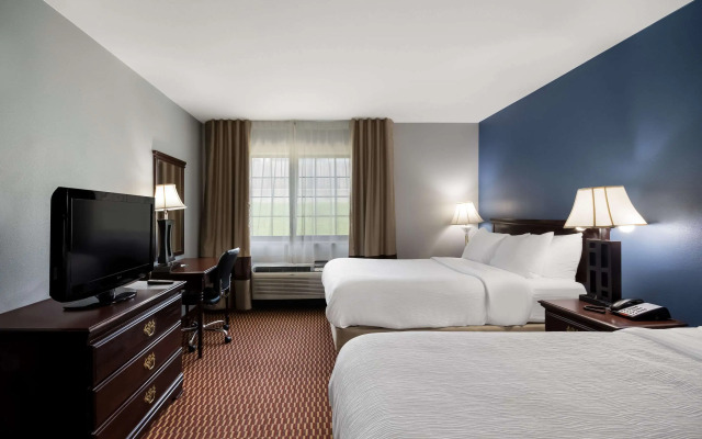 Quality Inn & Suites Oklahoma City North
