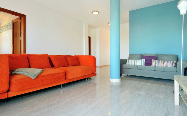Modern Apartment in Arrecife With Terrace