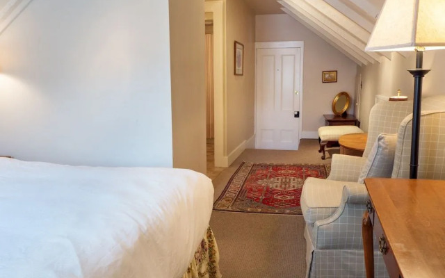 McCully House Inn