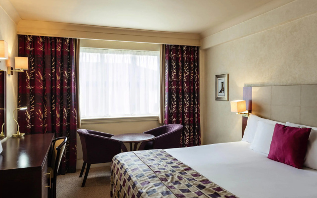 Mercure Daventry Court Hotel