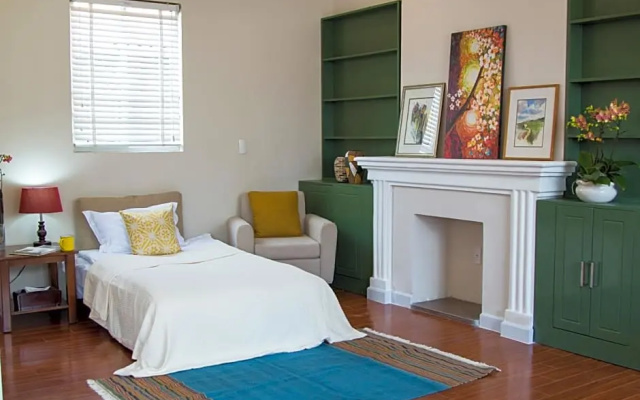 Anada Hotel Suites
