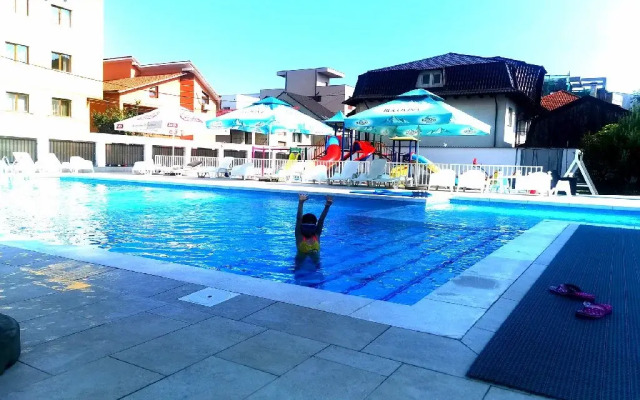 Vila Sangria Luxury Family