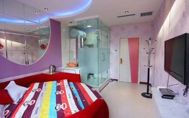 Holiday Theme Hotel