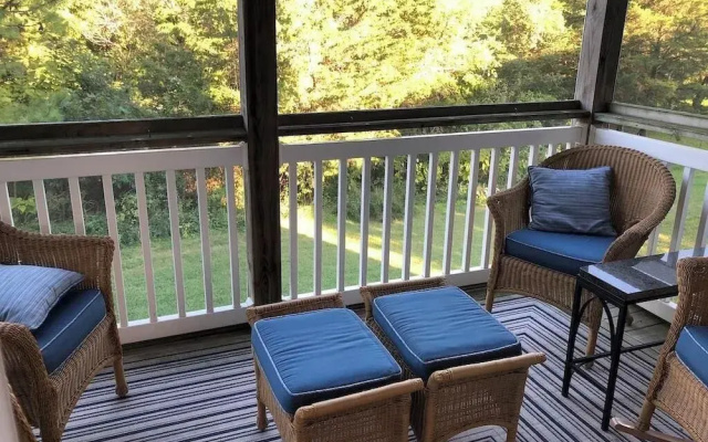 Canal Landing Court 42