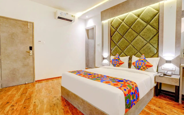 Fabhotel Gorrion International