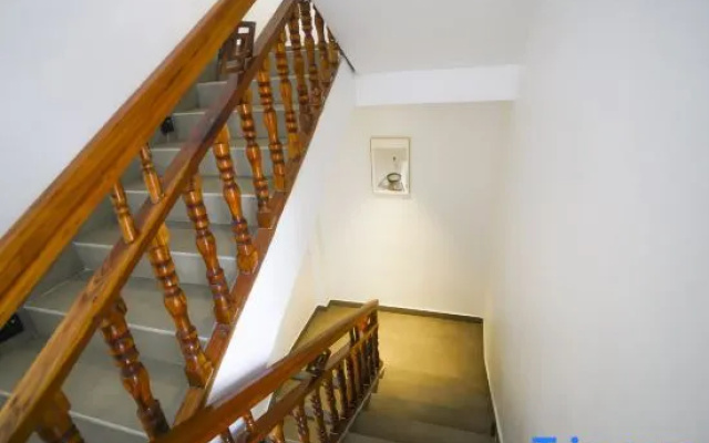 Yinlu Boutique Hostel