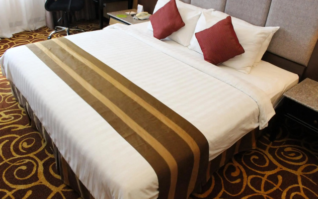 Mega Hotel