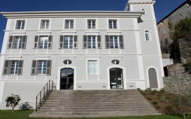 Boutique Hotel NOAE by Emerald Stay