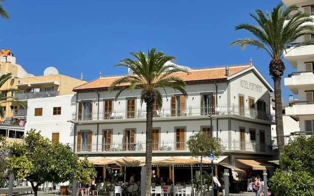 Hotel Portmany