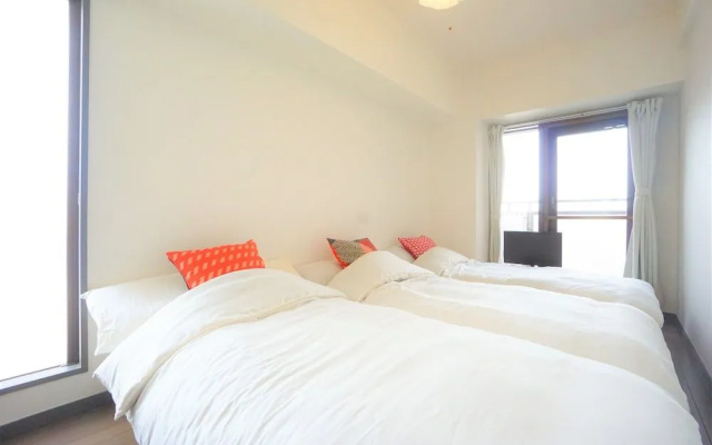 Terry's Apartment Shinsaibashi East I G12F
