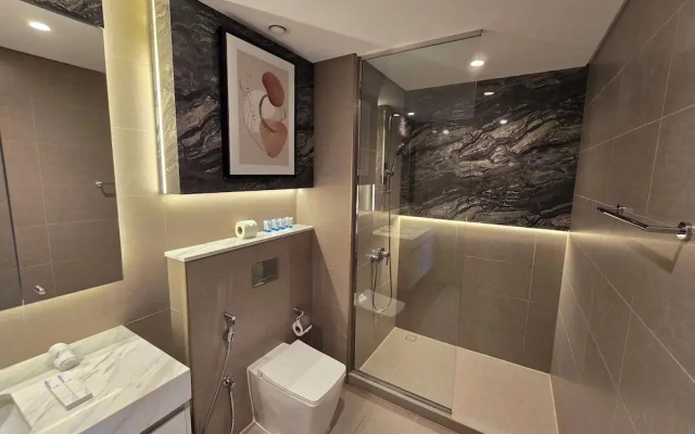 Royale Highend  Burj and Fountain View
