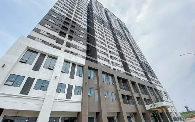 Simple And Bright 3Br At Meikarta Apartment