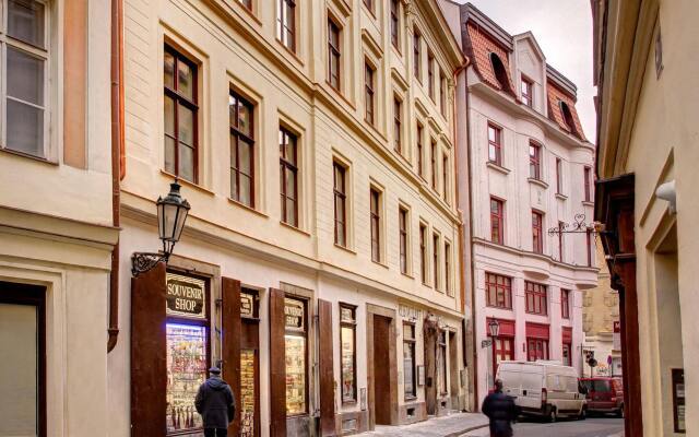 Отель 4 Arts Suites Чехия, Прага - отзывы, цены и фото номеров - забронировать отель 4 Arts Suites онлайн вид на фасад