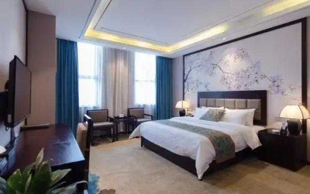 Qilinwan Hotel (Xiangyang Changhong Road Minfa Plaza)