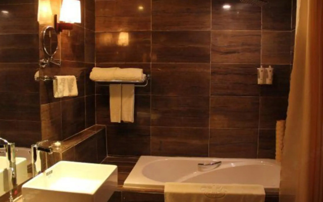 Tralin Hotel