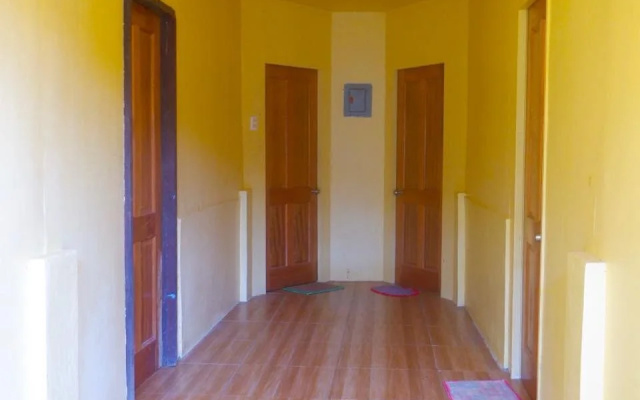 Hill Myna Beach Cottage