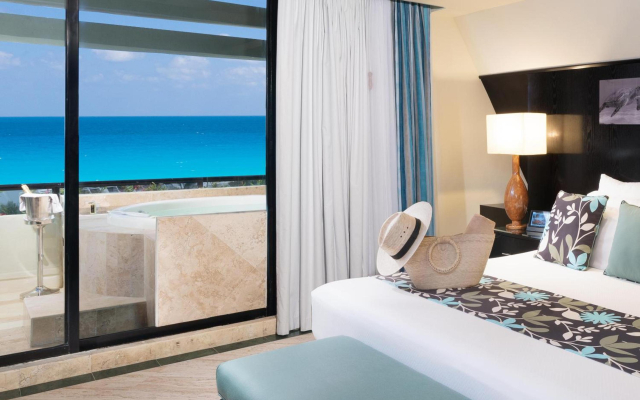 The Pyramid Cancun By Oasis - All Inclusive