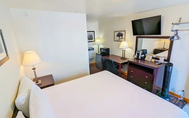 Teton Court Motel