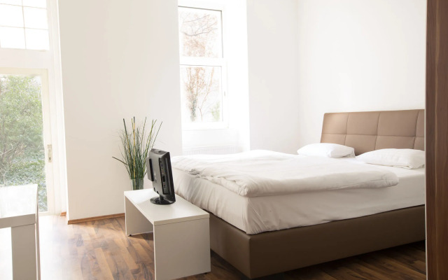 Grand Central Apartments