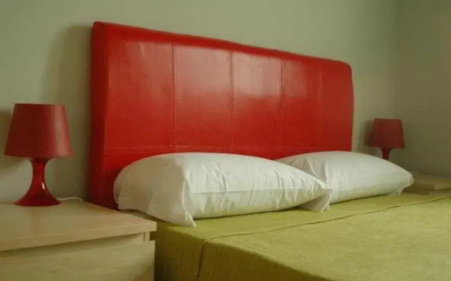 Blue Moon Apartments