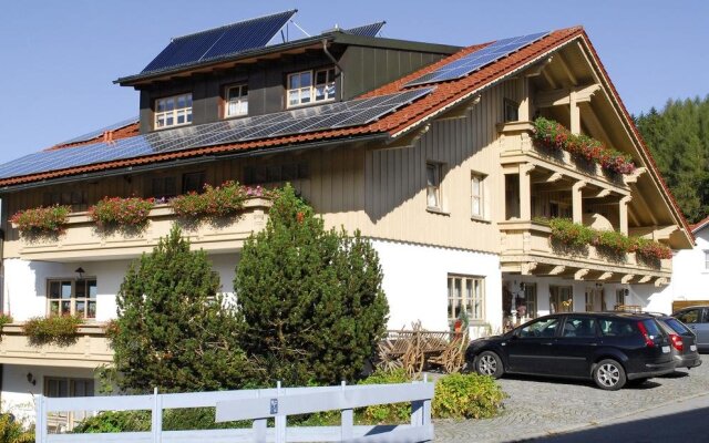 Haus Vierjahreszeiten In Bodenmais Germany From 77 Photos