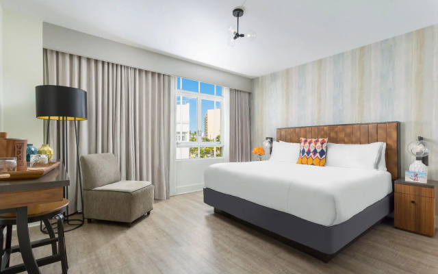 Kenmore Village Hotel, South Beach