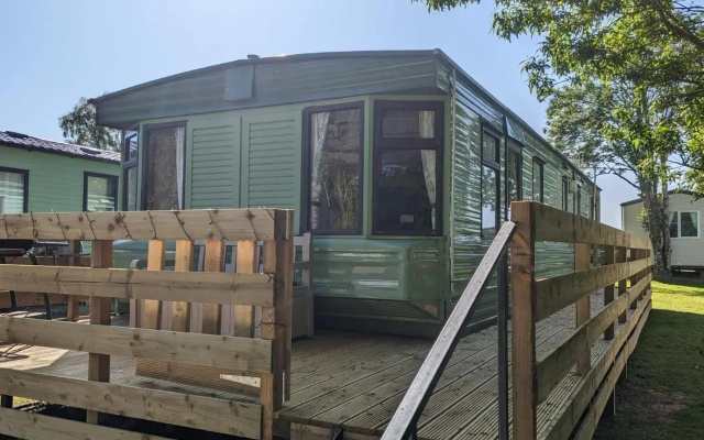 15 Glenfinart Caravan Park