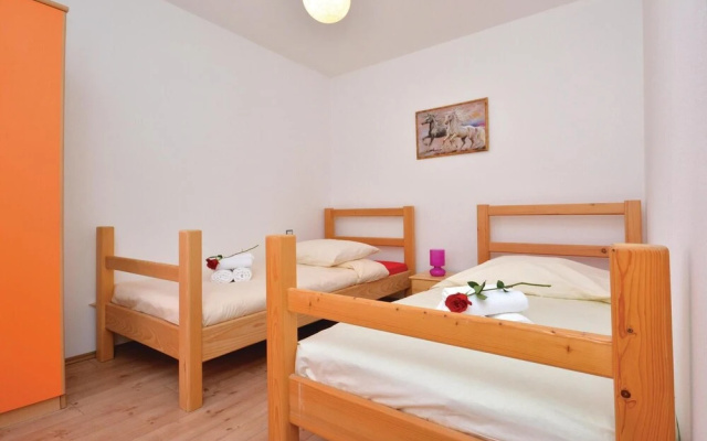 Nice Home in Split With Wifi and 4 Bedrooms
