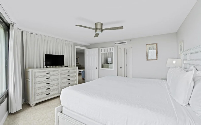Beachside One 4033