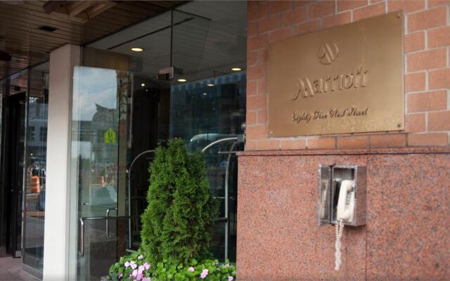 Отель New York Marriott Downtown США, Нью-Йорк - отзывы, цены и фото номеров - забронировать отель New York Marriott Downtown онлайн вид на фасад